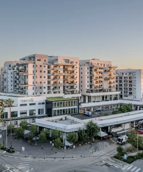 2 בניינים למגורים בפרדס חנה כרכור